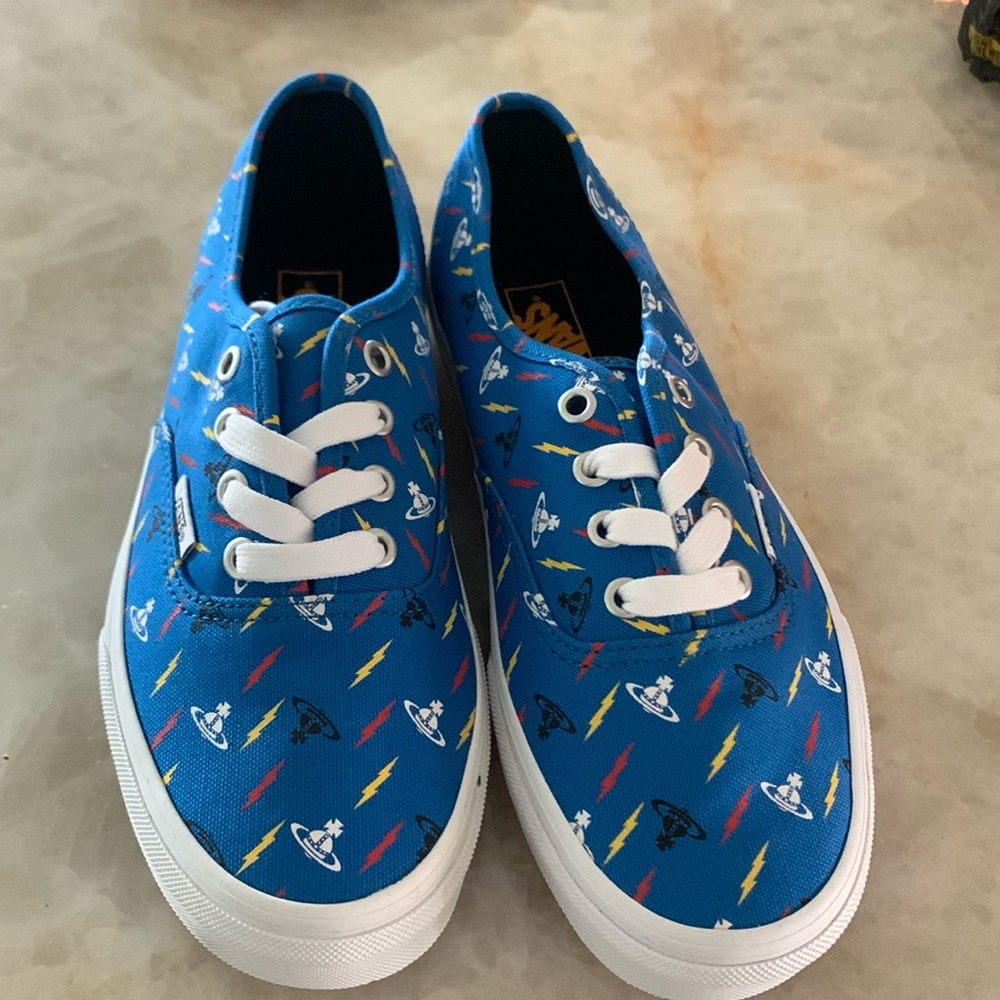 New never worn Vivienne Westwood x Vans. Women’s size 7